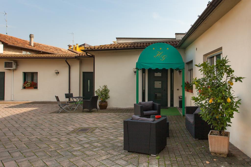 Hotel Gambara Exterior foto